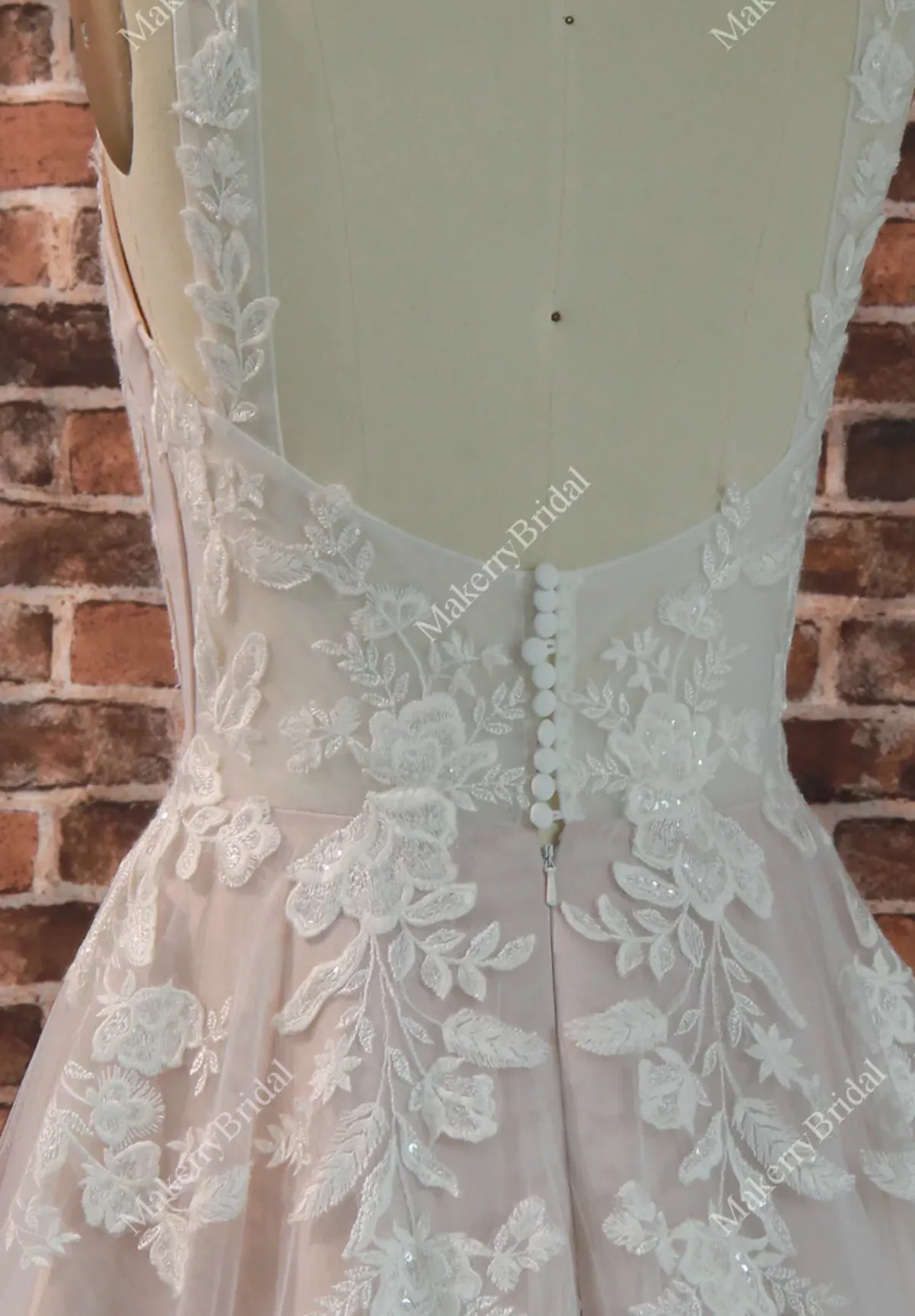 Breathtaking Light A-Line Style Scoop Neckline Bridal Gown