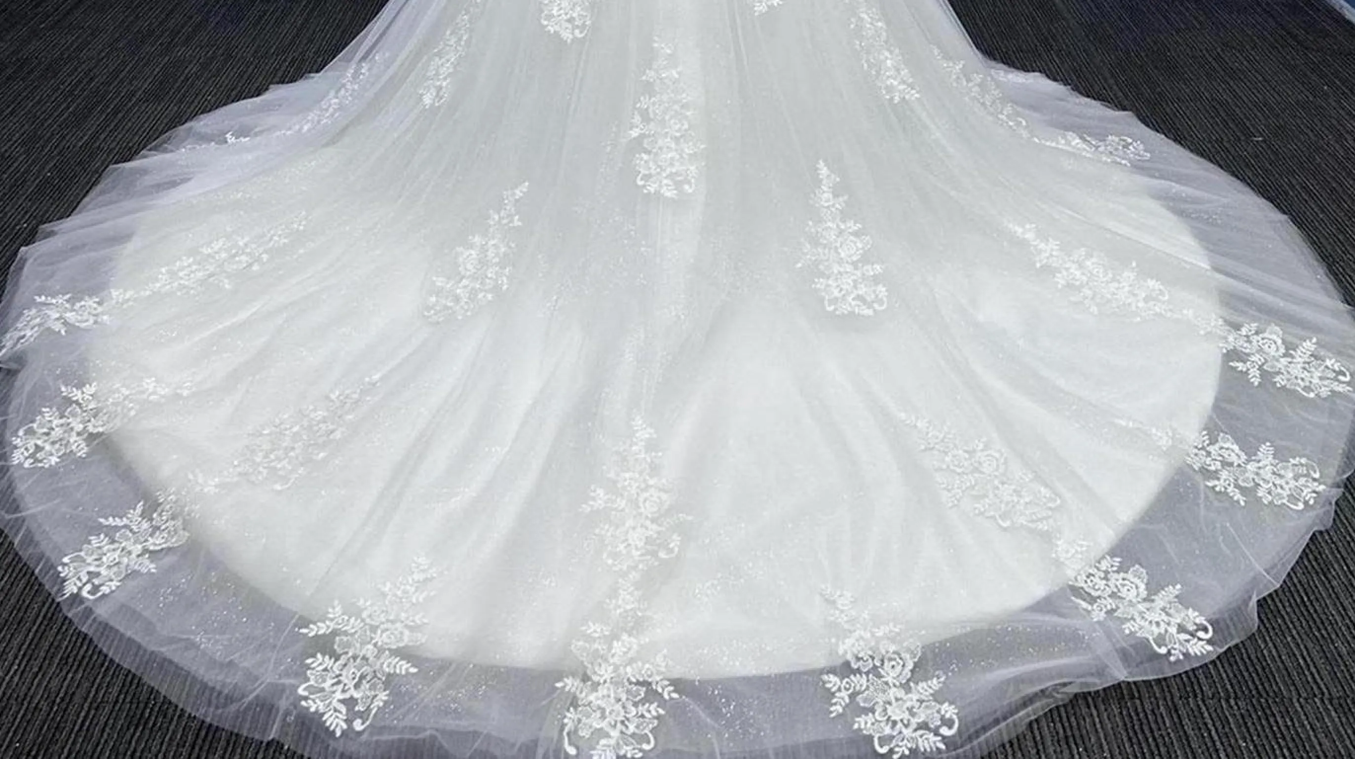 Lace Applique A Line Wedding Dress