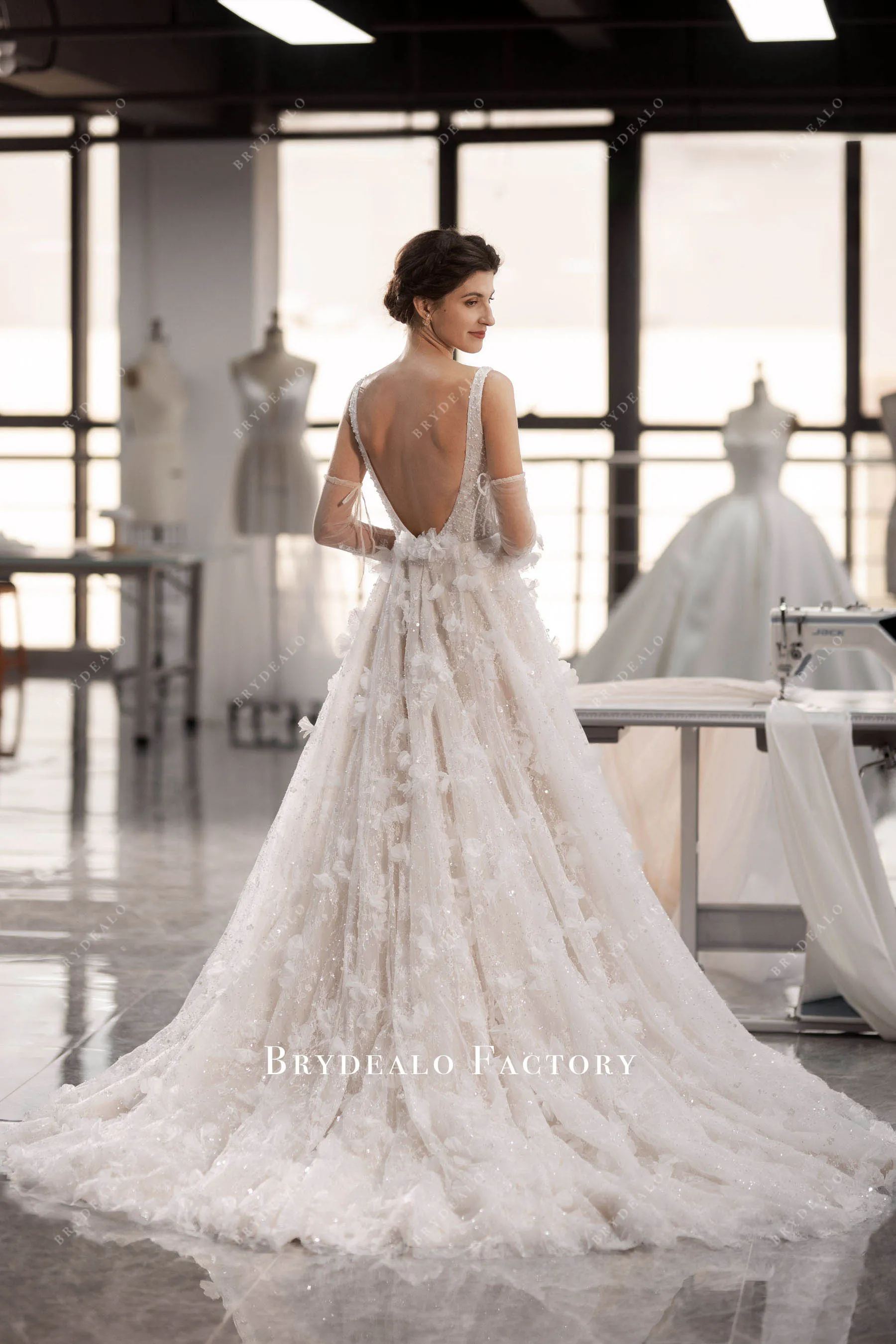 Romantic 3D Flowers Lace Plunging Neck Spring Fall Wedding Dress